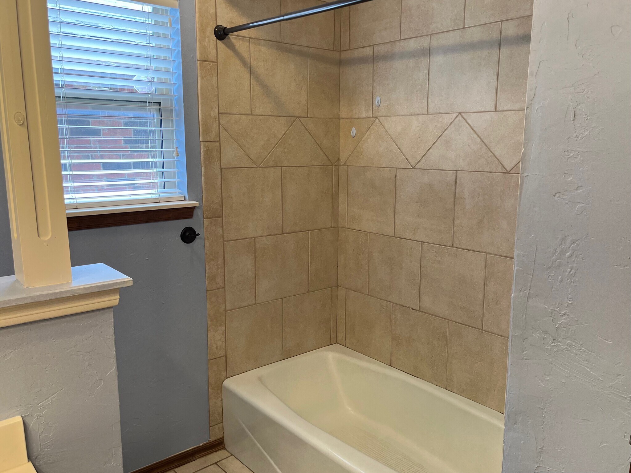 Building Photo - 1501 SW 86th St