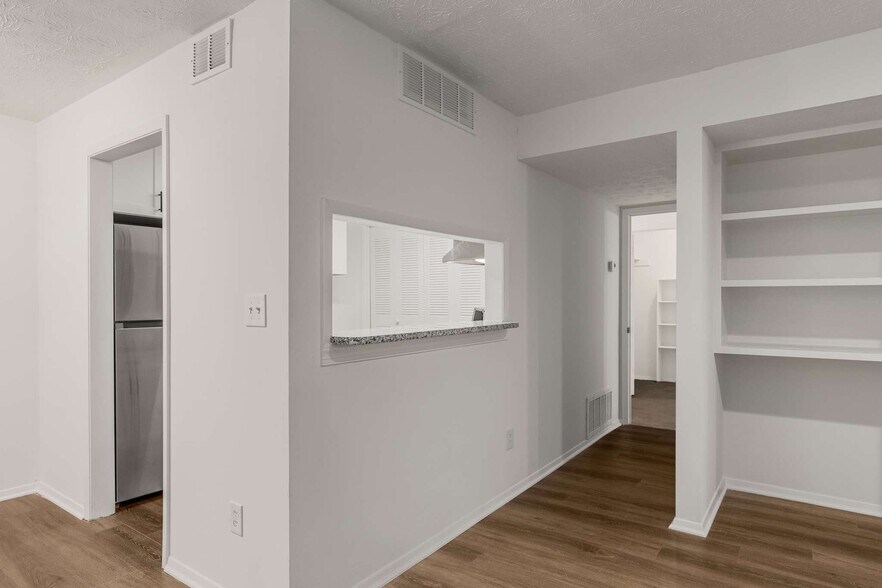 Building Photo - 1017 Dunbar Dr