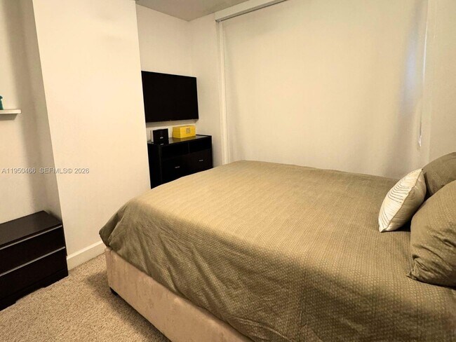 Building Photo - 55 Merrick Way