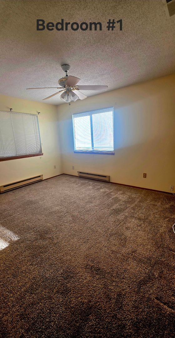 Building Photo - Corrales 4 Bedroom For Rent