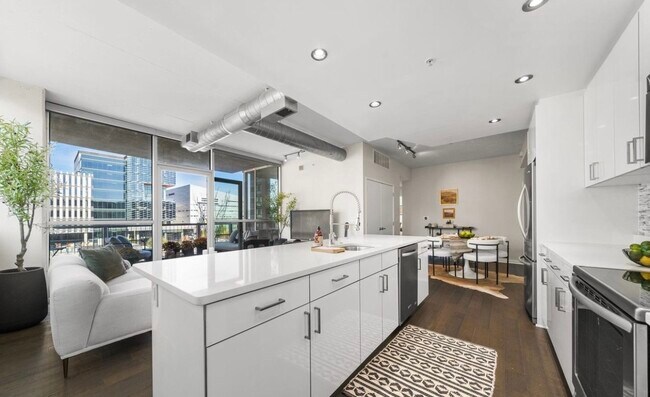 Building Photo - 3409 Wilson Blvd