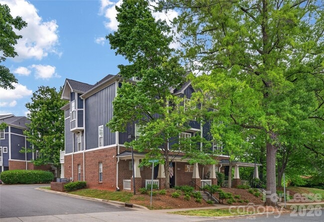 Building Photo - 1508 Walnut View Dr