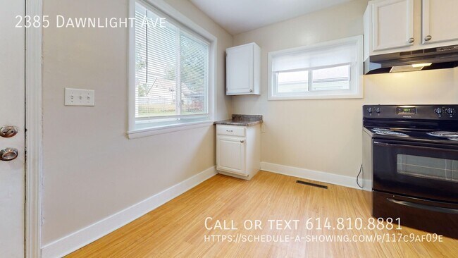 Building Photo - 2385 Dawnlight Ave