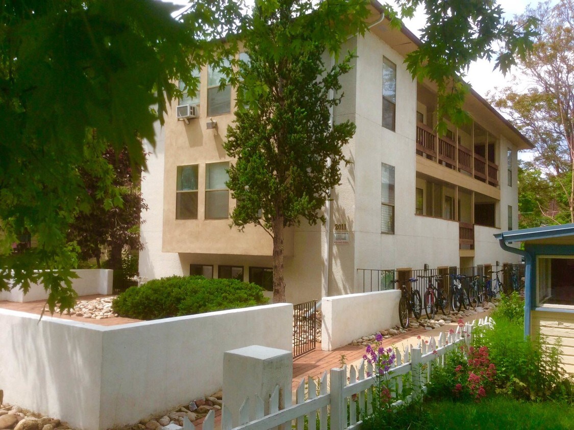 Goss Street Apartments Boulder Co Apartment Finder