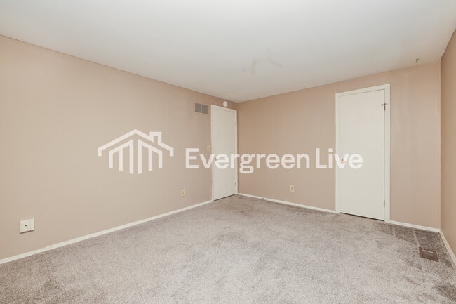 Building Photo - 7552 Mt Whitney