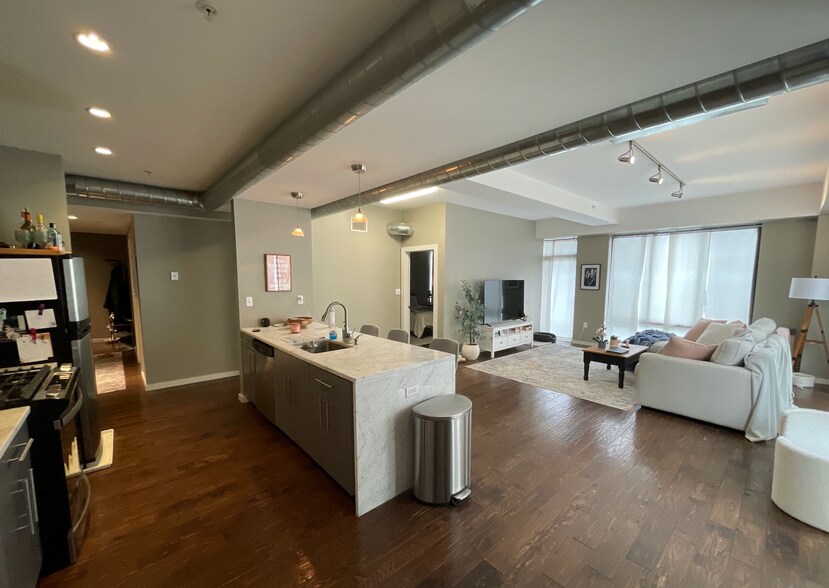 Building Photo - 243 Northampton St