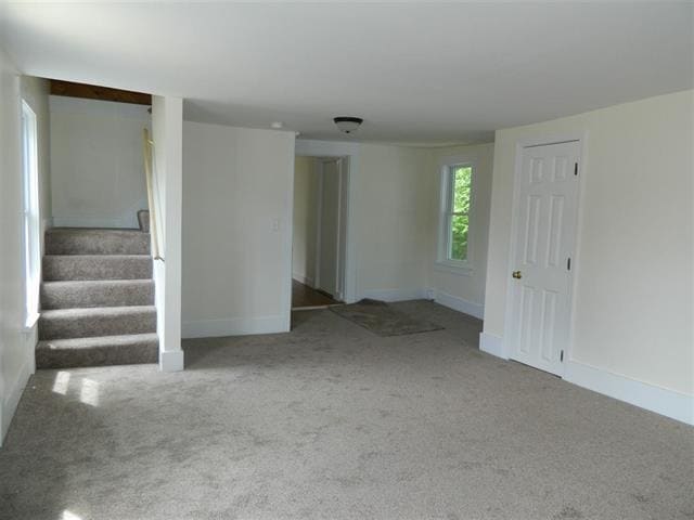 Building Photo - 167 Pleasant St