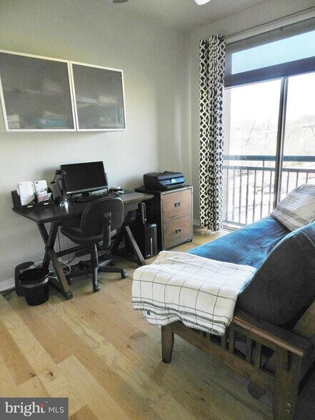 Building Photo - 2200 N Westmoreland St