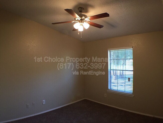 Building Photo - 5821 Fair Wind St