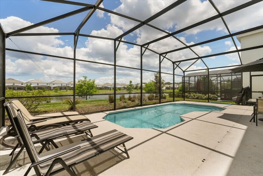 Building Photo - 301 Ballo Dr