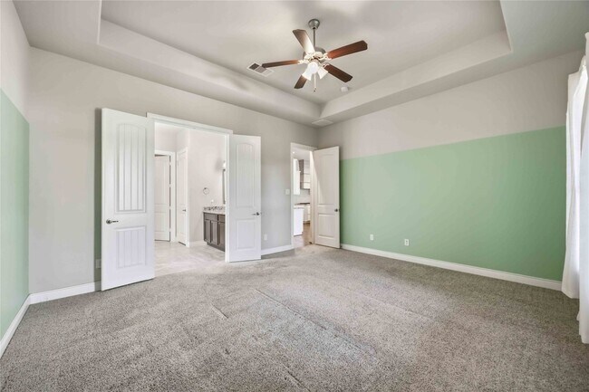 Building Photo - 5238 Pickford Grove Ln