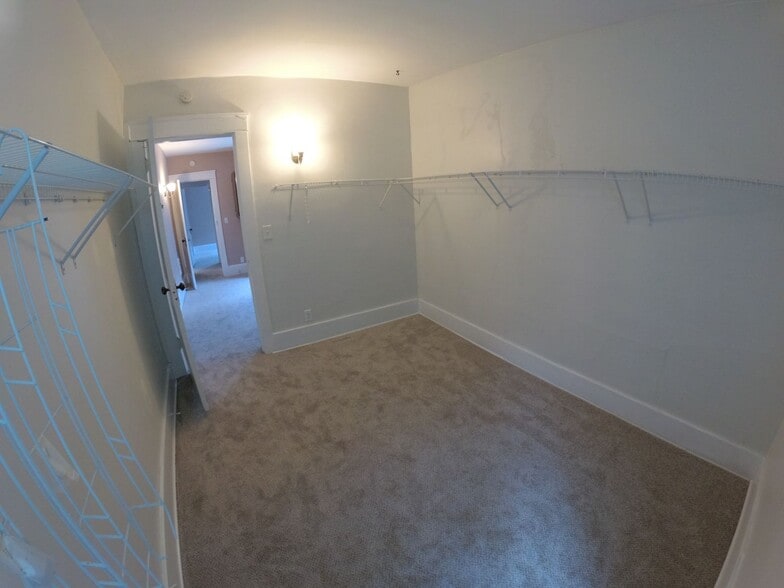 Master Closet - 1026 W 30th St