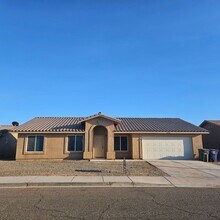Building Photo - Remodeled 4 bedroom for Rent