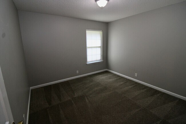 Building Photo - 3BR/2BA Home For Rent