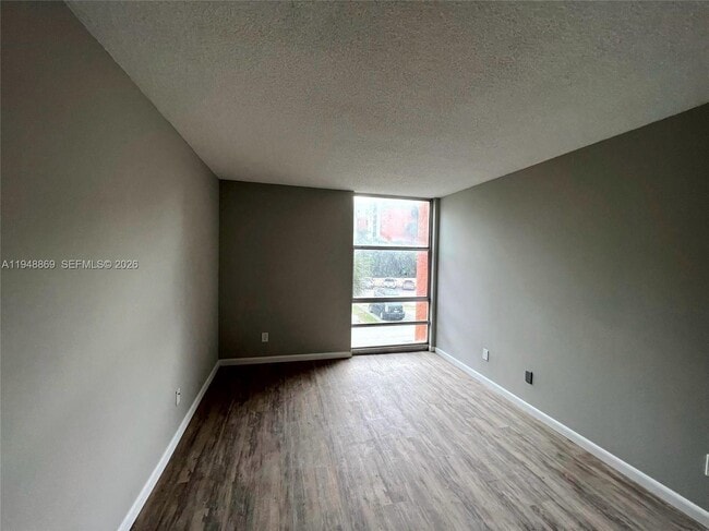 Building Photo - 210 172nd St