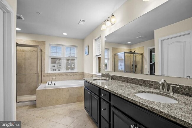 Building Photo - 5412 Spotswood Pl