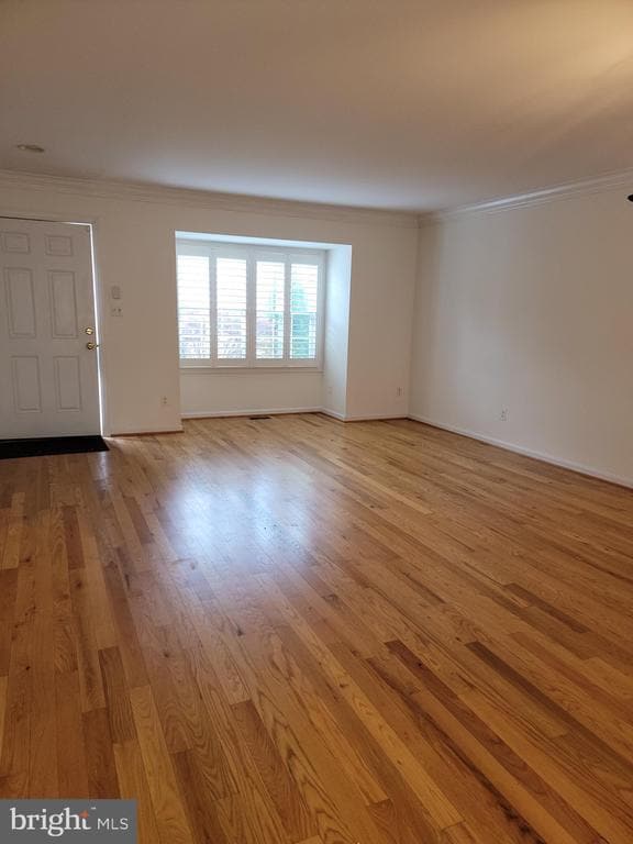 Building Photo - 1926 Thomas Run Cir