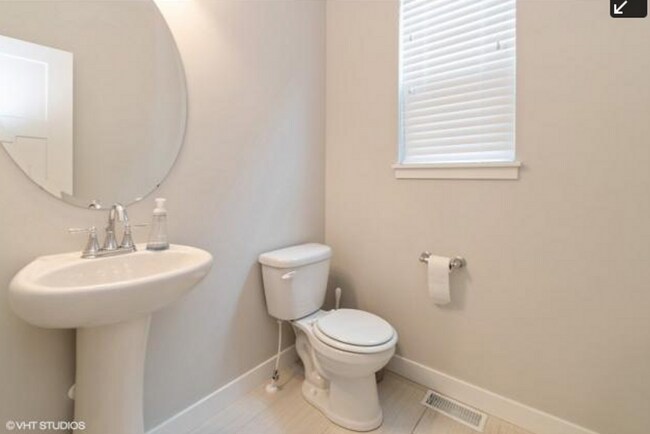 Building Photo - Cute Vineyard Home - Available Mid-August!