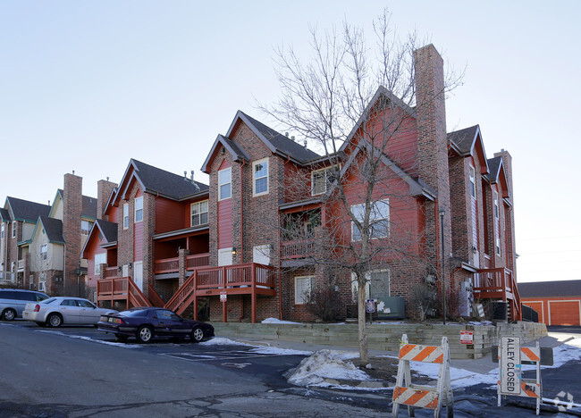 Building Photo - Ivy Hill Townhomes