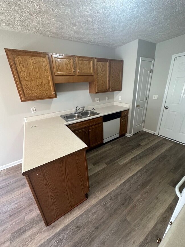 Building Photo - 2506 Gold Valley Dr