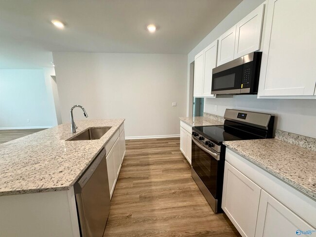 Building Photo - 1263 Eidson St