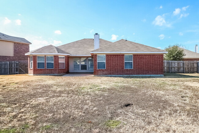 Building Photo - 7001 Spoonbill Ct