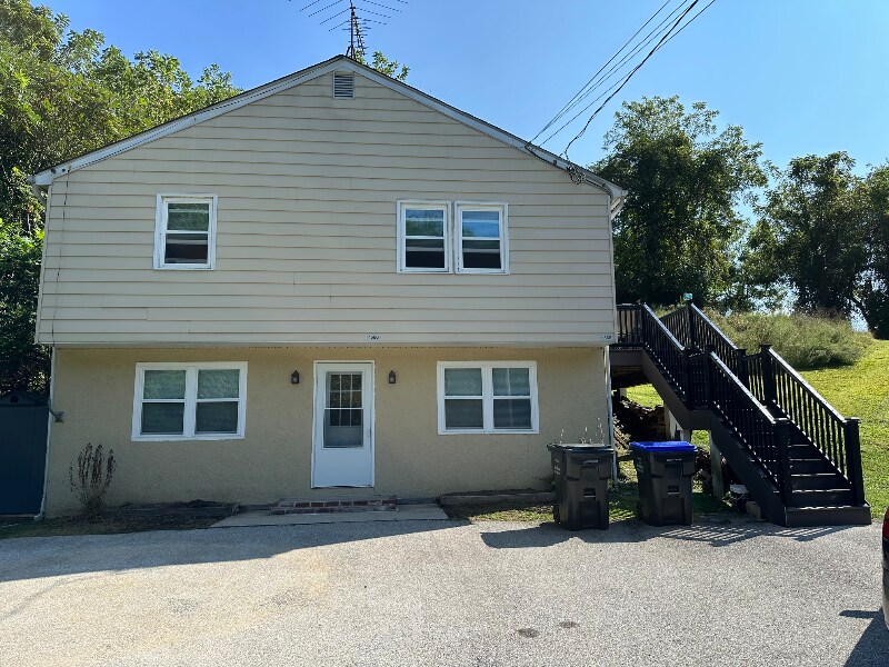 Building Photo - 1566 Embreeville Rd