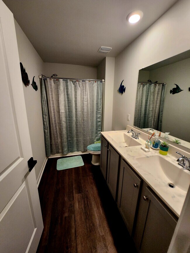 Building Photo - 413 Tributary Cir