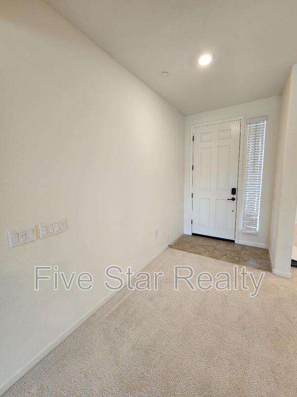 Building Photo - 1123 Ballantine Wy
