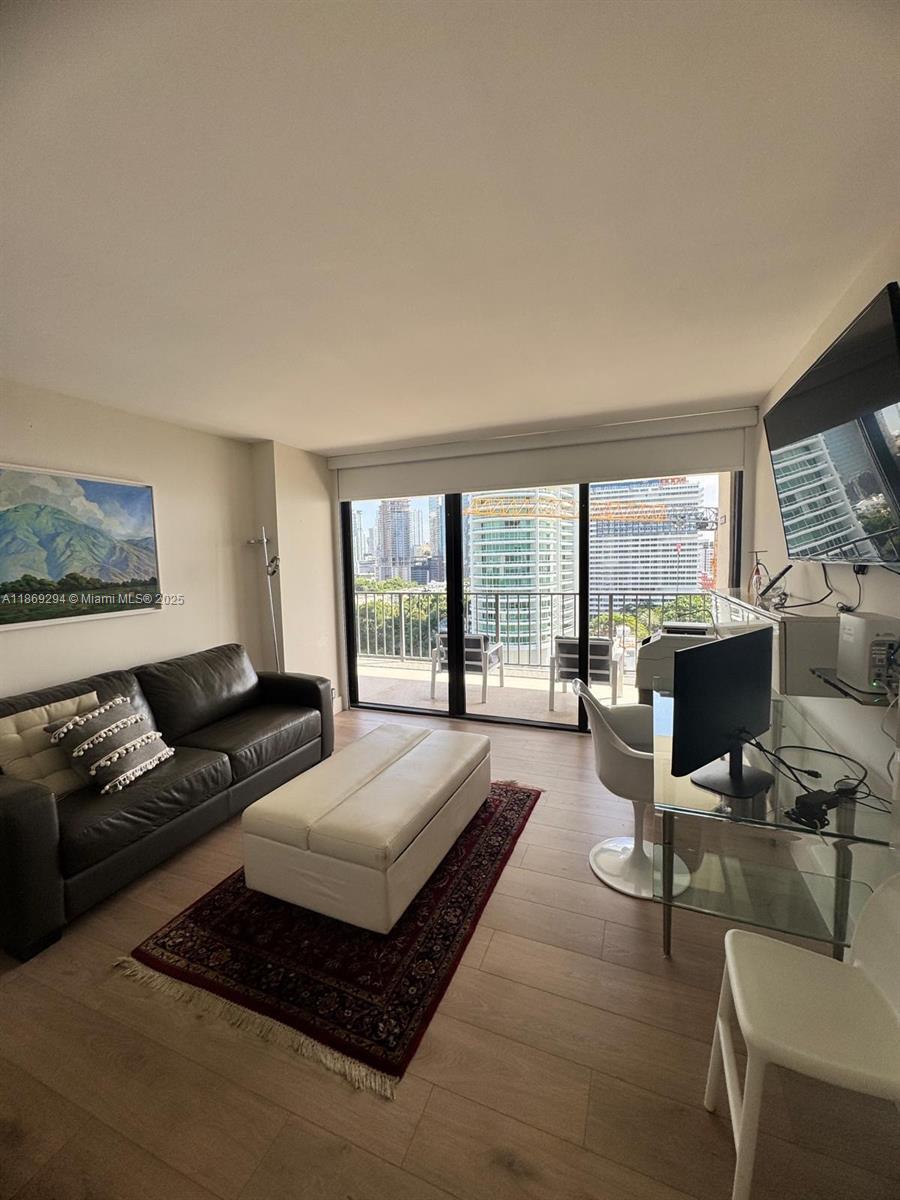 Building Photo - 1865 Brickell Ave