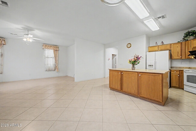 Building Photo - 3860 E Battala Ave