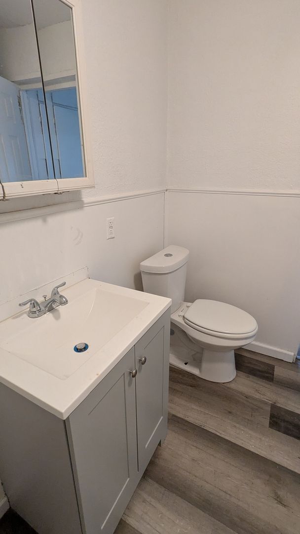 Building Photo - Springs Acquisitions, LLC 2387/2389 29th S...