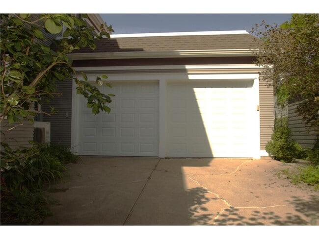 Building Photo - 78 Arundel St