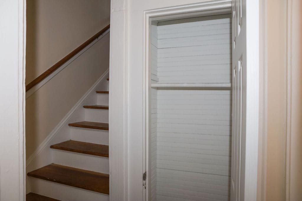 Building Photo - 603 Mayflower Dr