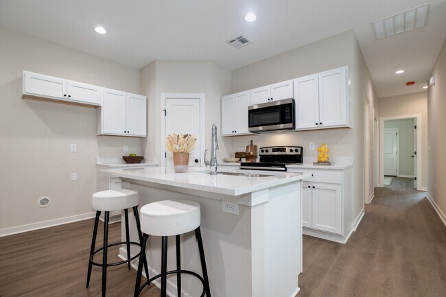 Building Photo - 2993 S Maize Ct