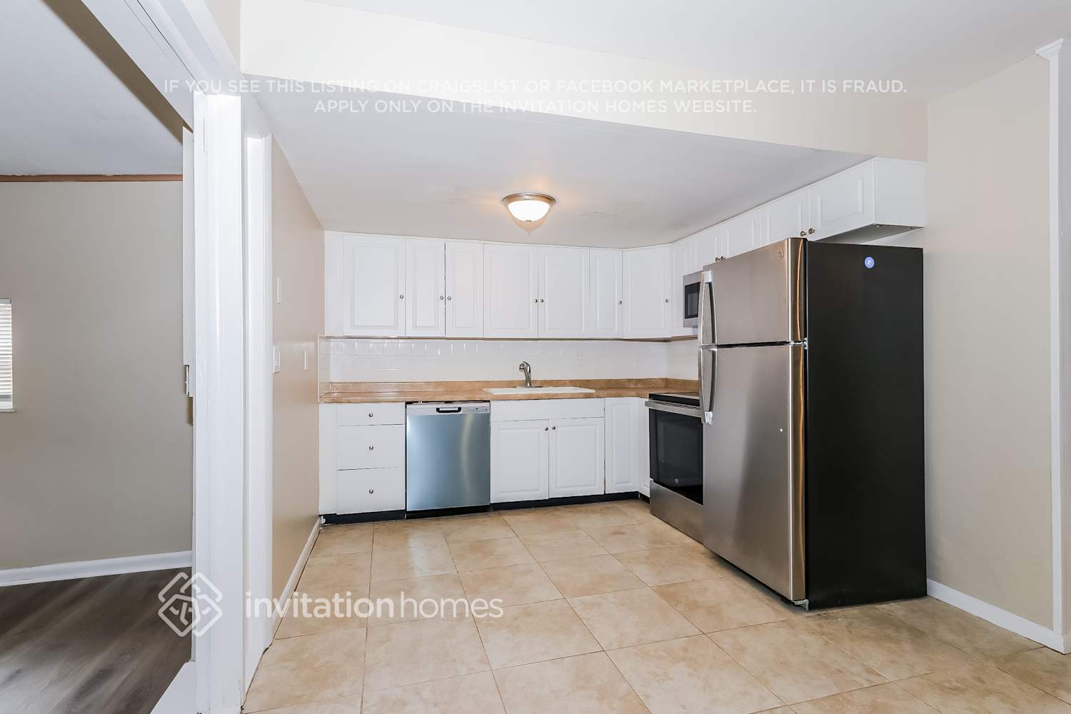 Building Photo - 862 Arlington Dr