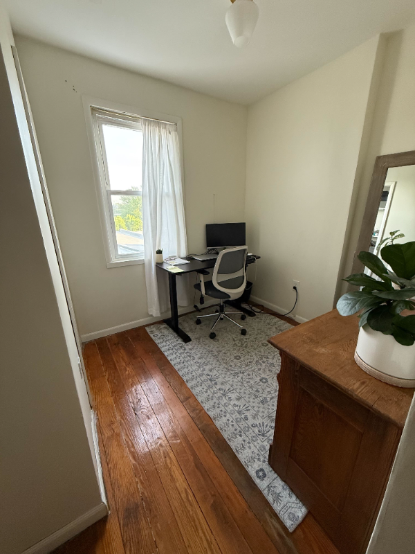 Building Photo - 228 Osborn St