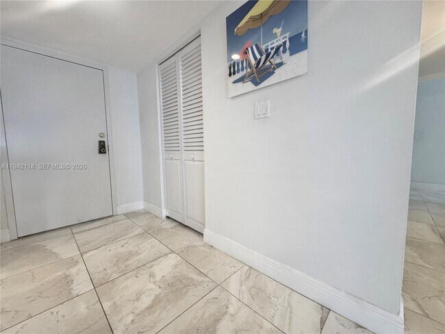 Building Photo - 3800 S Ocean Dr