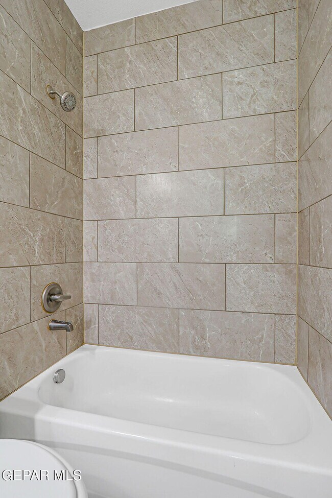 Building Photo - 5913 Ruidoso Downs St