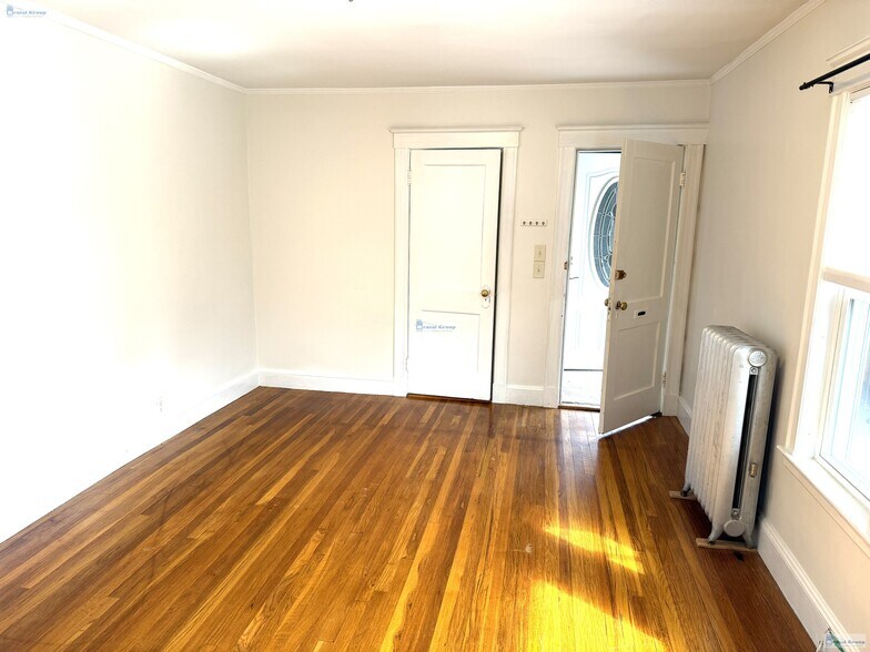 Building Photo - 43 Winter St