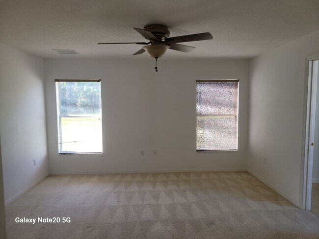 Building Photo - FOR RENT!! CHARMING AND COZY 3 BEDROOM 2 B...