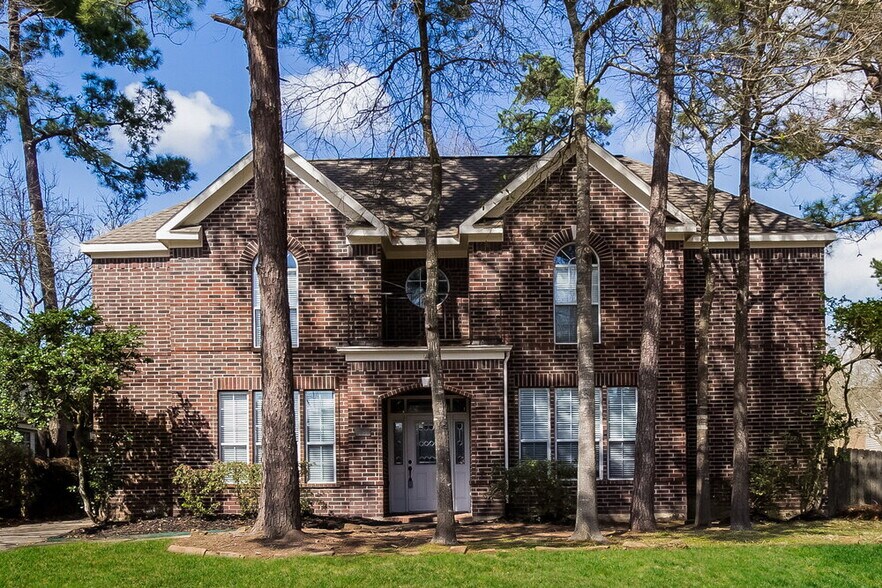 Primary Photo - 3931 Echo Mountain Dr