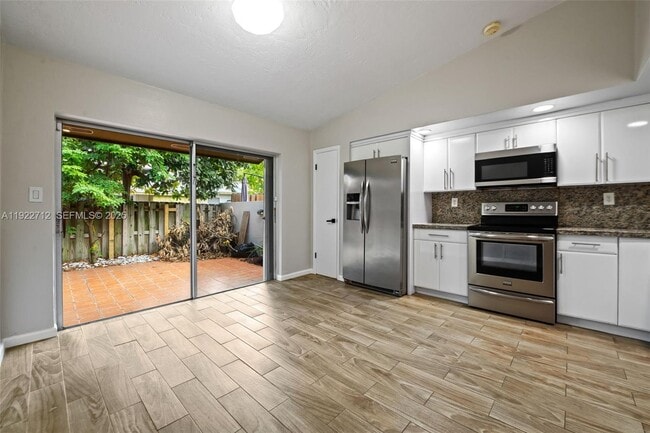 Building Photo - 12246 SW 116th Ln