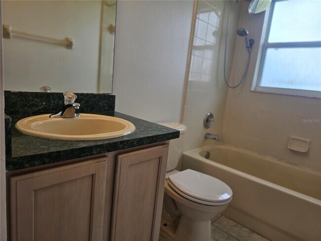 Building Photo - 13345 Pinyon Dr