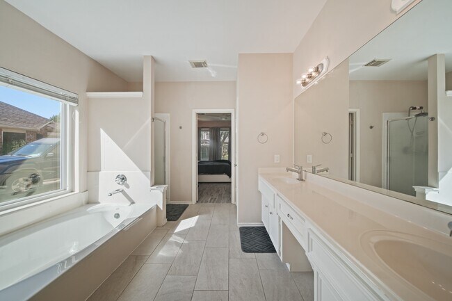 Building Photo - 16322 Drystone Ln
