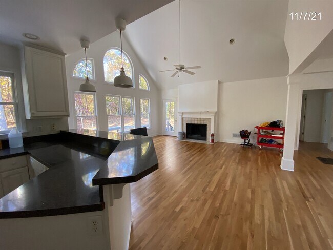 Building Photo - 467 Hickory Grove Church Rd