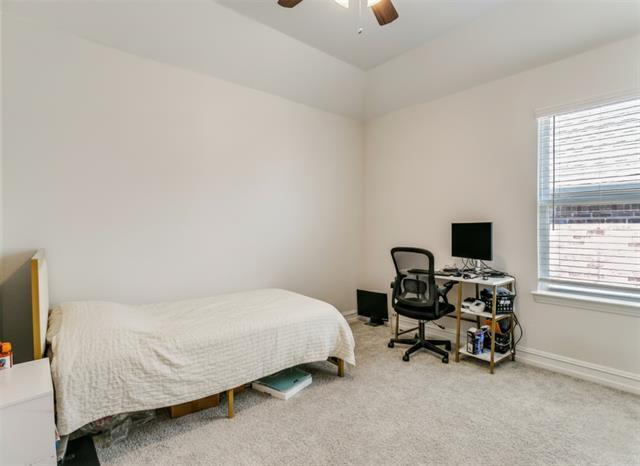 Building Photo - 3137 Lakespring Vis