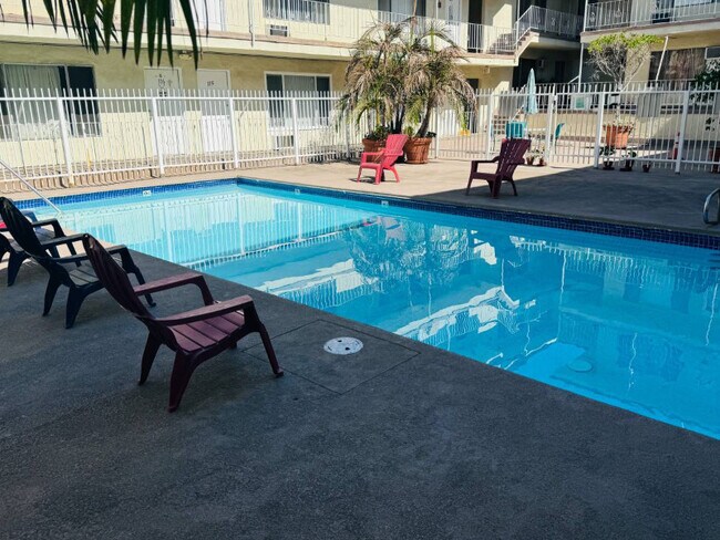 Building Photo - Villa Imperial Apartments