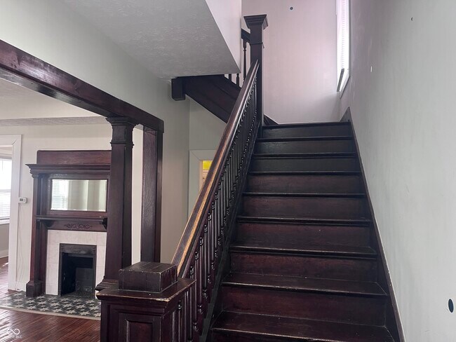 Building Photo - 2932 N Washington Blvd