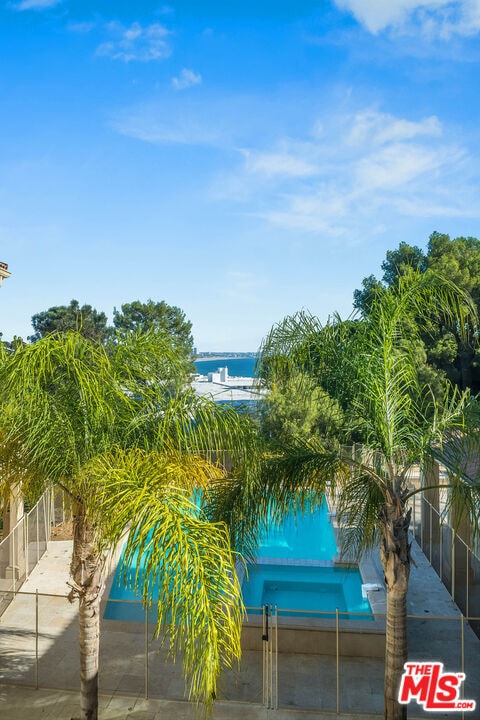 Building Photo - 17390 Tramonto Dr